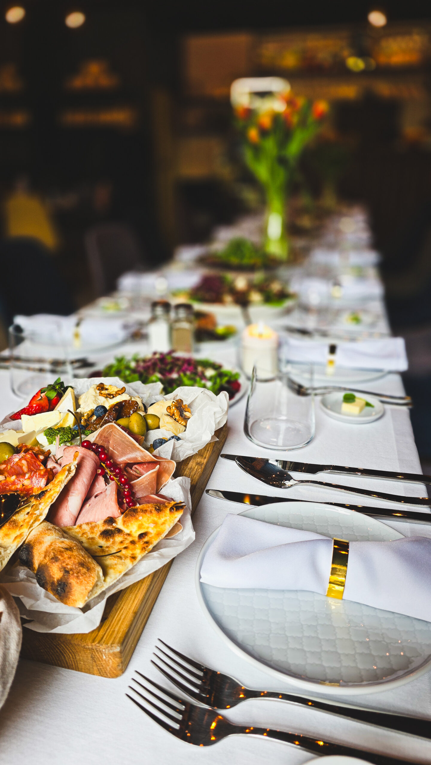 A table set for a celebration at Kacza NeoBistro